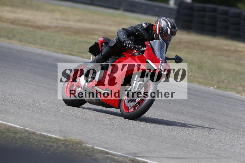 /37 09.08.2026  Pluess Motosport ADR/Einsteiger/8